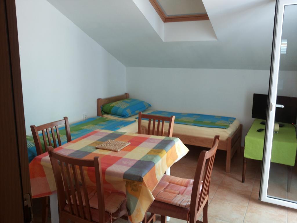 Apartment Gotovina ביוגראד נה מורו חדר תמונה